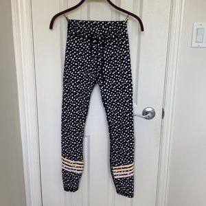 White fox boutique black and white spot high waisted leggings XS